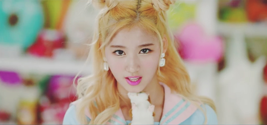 Twice Cheer Up Midori Kitty Kitty Twice's sana reveals her pure and innocent side in a new video, yes, i am sana. your browser does not support video. midori kitty kitty