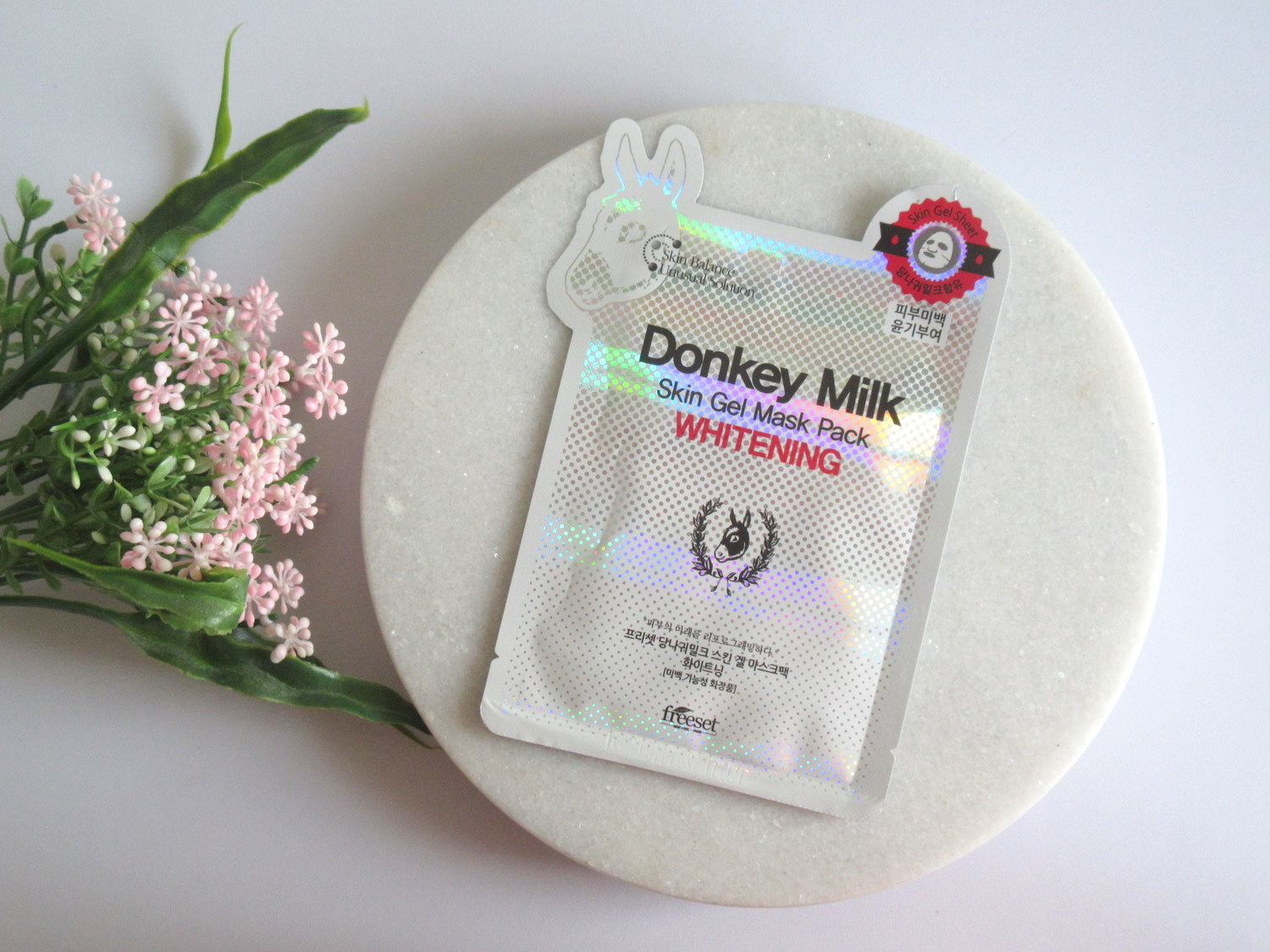 FREESET Donkey Milk Skin Gel Mask Whitening