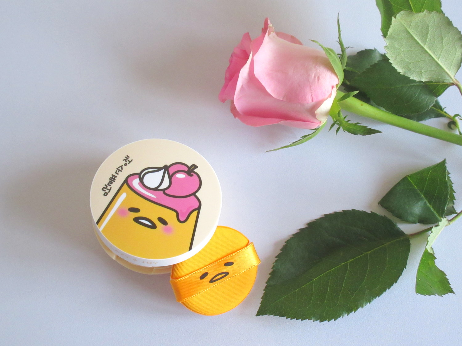 Holika Holika X Gudetama Jelly Dough Blusher in 'PK01 Plum Jelly'